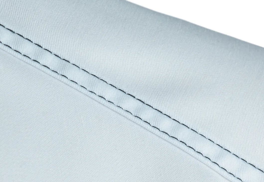 Weiss / Schwarz – Detail
